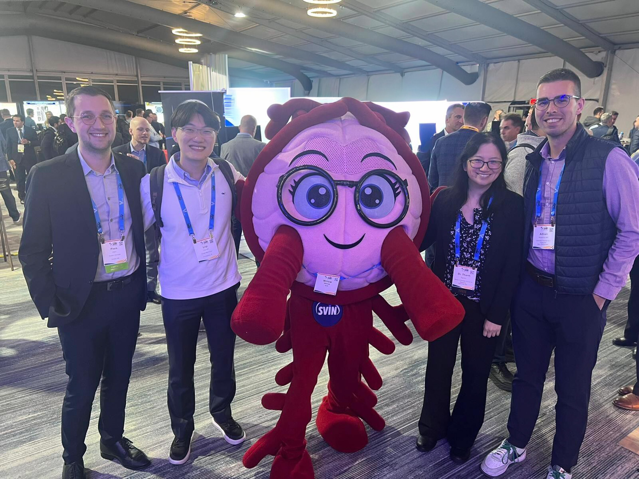 Dr. Thanh Nguyen at SVIN 2024 in San Diego